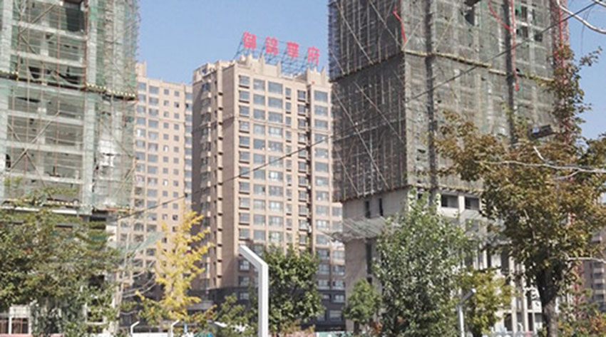 太谷御锦华府地下车库